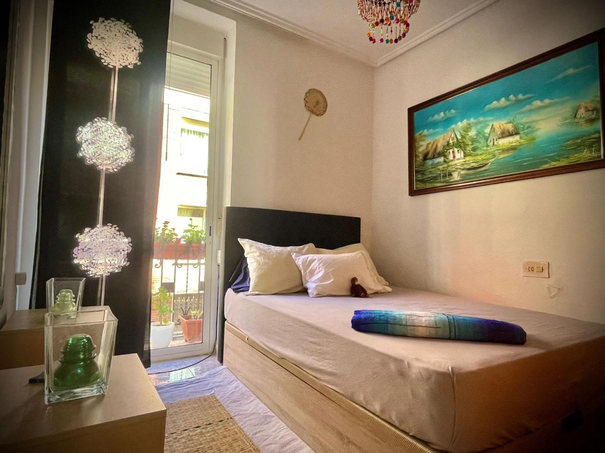 Habitacion Privada En Piso Compartido บาเลนเซีย ภายนอก รูปภาพ